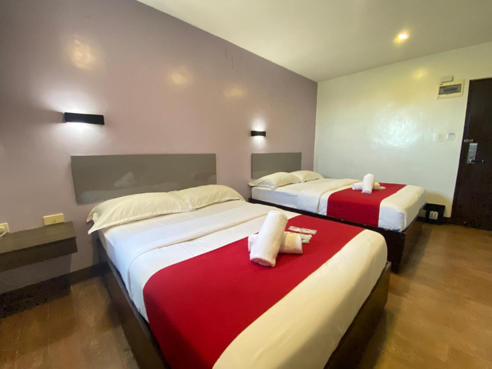 Mc Hotel Novaliches 캘루컨 외부 사진