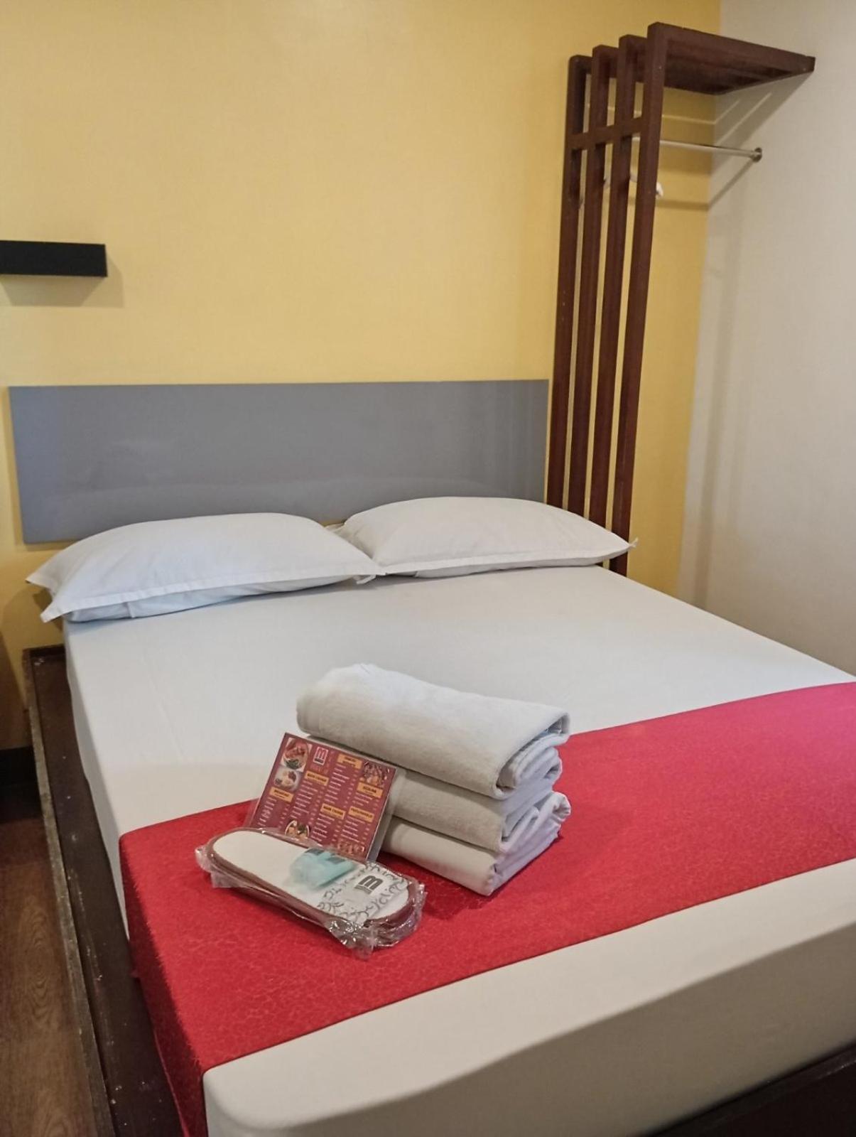 Mc Hotel Novaliches 캘루컨 외부 사진